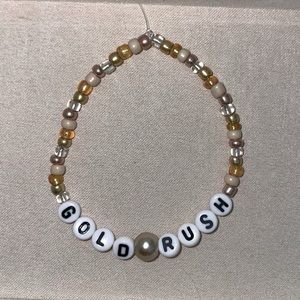 Taylor Swift | Gold Rush | Homemade Friendship Bracelet